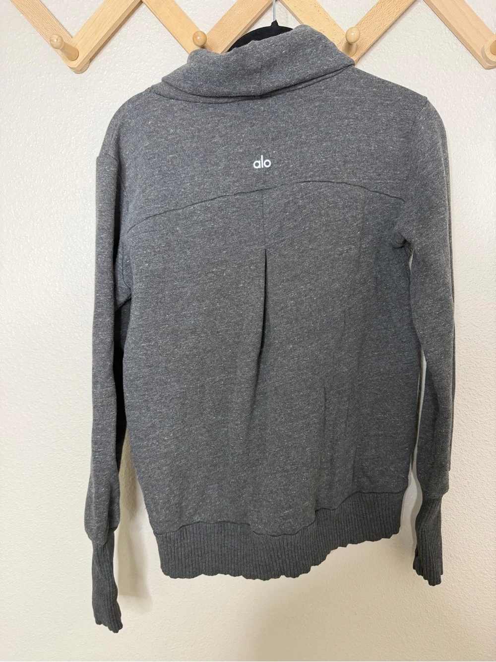 Alo Yoga Haze Cowl Neck Sweater Sz S